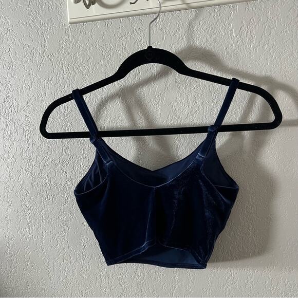 Athleta Elation V-Neck Blue Velvet Crop Top - Picture 5 of 8